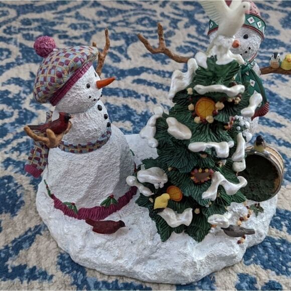 Lenox - Together At Christmas - Frosty Collection Sculptures - Picture 2 of 12